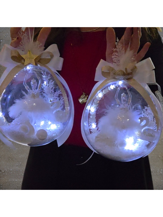 GP22 Διακοσμητική μπάλα  «Λίμνη των Κύκνων» με 3D Μπαλαρίνα και Όνομα 