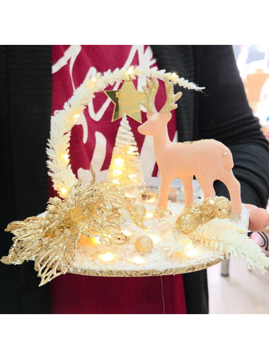 Χριστουγεννιάτικη χειροποίητη σύνθεση με βελούδινο ελάφι σε χιονισμένο τοπίο με φωτισμό led,  XMAS2619