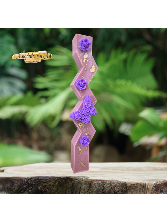 Χειροποίητη Αρωματική Λαμπάδα με Τρισδιάστατη Πεταλούδα, Λουλούδια & Τριανταφυλλάκια LM2616